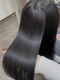 ヘアー アンド ビューティー リル(rille)の写真/【白髪は隠さず明るく染めて楽しむ！】マイナスに捉えがちな白髪も、デザインの一部として楽しめます♪