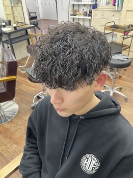 メルシー トータル ブランディング サロン(merci TOTAL BRANDING SALON) メンズ前下りマッシュ×ツイストスパイラルパーマ