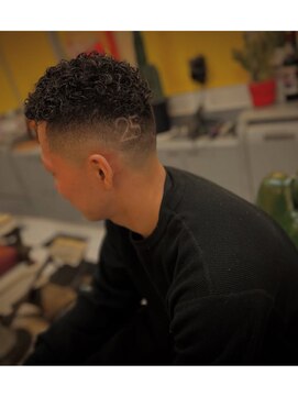 クイーンズバイジェントルマンバーバー(queens by gentlemanBarber) Uchi style