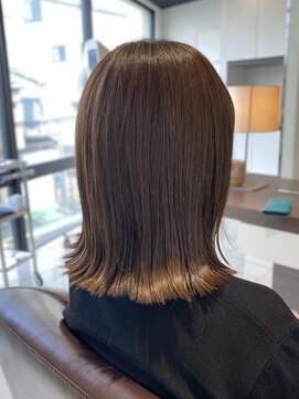 フロア(FLOOR) 切りっぱなし/ボブ/透明感ベージュ