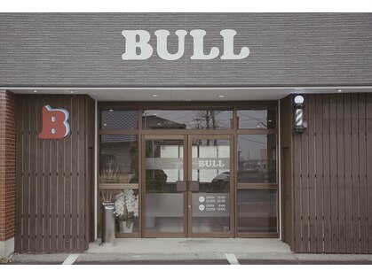 ブル(BULL)の写真