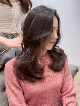 バイオレットジェム(Violet`jem) ロングレイヤーカット顔周りカットセンターパートRI-75