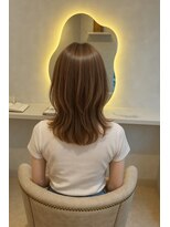 プランツヘアー 高宮店(Plants hair)&nbsp;ミディアムレイヤーカット×明るめミルクティーベージュカラー