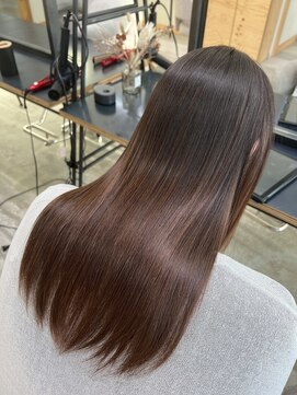 ラヴィエ(RAVIE) 【半田・髪質改善】縮毛矯正/トリートメント/マンツーマン