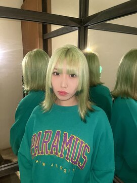 リー 梅田(Lee) Minato/デザインカラー/姫カット/ダブルカラー/髪質改善