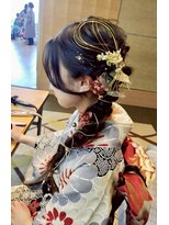 イタクラ 赤道店 (ITAKURA)&nbsp;成人式ヘア／ヘアアレンジ／サイド編みおろし／編みおろし