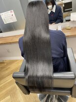 ファム(Fann.)&nbsp;髪質改善 UPTOGLOSS ストレート 黒髪 艶髪 ロング