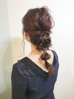 コンパス(COMPASS) ルーズヘアアレンジ