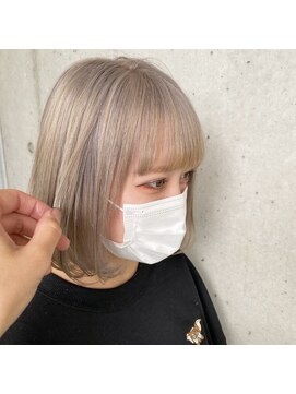 ガルボ ヘアー(garbo hair) 【ハイトーン】ホワイトカラー×BOB