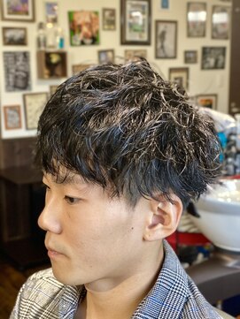 ヴェナ(VeNA) メンズパーマ