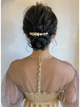ベルビアンカ(Belle BIANCA) Belle BIANCA 結婚式やお出かけに♪シニヨンアレンジ by Orie
