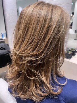 ステア ケース(stair case) 【NATASHA】ミディアム大盛りレイヤー