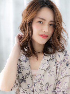 ドクターズ サロン ラブ(Dr's Salon LAB) 外国人風かき上げ前髪グラマラスカールセミディa古河30代40代