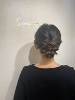 アップスタイル　結婚式ヘアセット　シニヨン