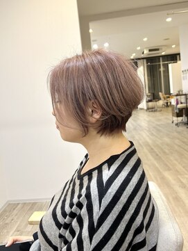 ロンド ヘアー(Rondo. Hair) ピンクベージュショートボブ