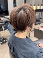 ハルキ ミナト ジャパン オオサカ(HARUKI MINATO japan OSAKA)&nbsp;30代40代50代小顔似合わせカットくびレイヤーエモージュ大人可愛