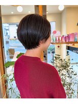 ビアノバ(via nova)&nbsp;ショートの暗髪ハイライトカラー