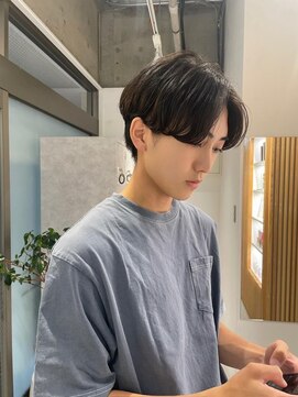 ムーン バイ ケンジ(moon by KENJE) 『takumi』メンズパーマ/センターパート