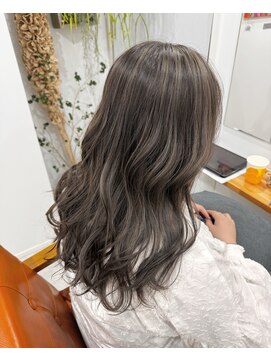 シーバイトリコ 市川(SEA by tricot) ハイライトカラー