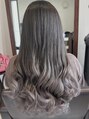 ヘアーズエモーション ゼルク(Hair's Emotion ZERUCH) グレージュカラーのグラデーションハイライト