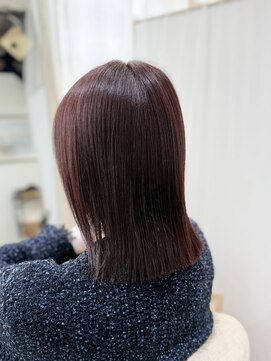 ウミネコ美容室 センター北hanare店(Umineko美容室) ブリーチなし高発色の鮮やかレッドミディ