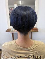 ウルウール&nbsp;ダークブルー系ハンサムショート