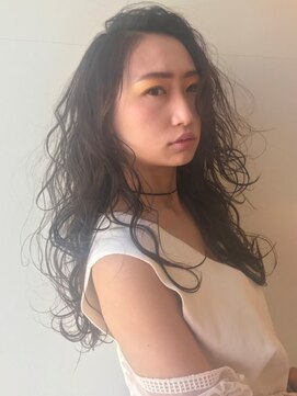 ラパンセ ブルー(LA PENSEE BLEU) 【LA PENSEE】大人かわいいグラマラスロング ローライト