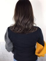 スヴァーゴ ヘアー svago hair&nbsp;波巻きミックスミディアム