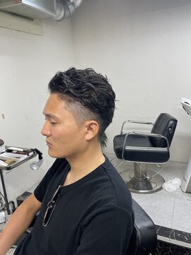 メリケンバーバーショップ フクオカ(MERICAN BARBERSHOP FUK) ニュアンスパーマフェードバーバースタイル