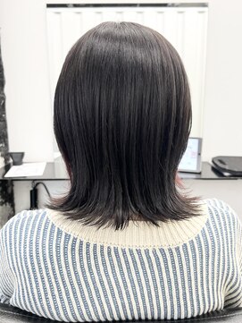 ココ 本八幡(KOKO) ダークアッシュ似合わせカットミディアムレイヤーカット美髪小顔