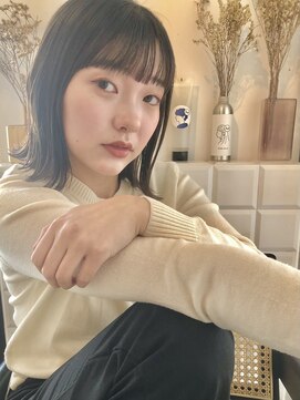 リヤン(Lien) 外はねボブ