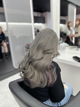 ユナイテッド 横浜(UNITED) 【RYUTA指名限定】シルバーグレージュ