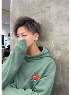 メンズサロン キング 梅田店(Men’s salon K!ng) 波巻きツイストスパイラルパーマ/フェザーパーマ/眉毛/メンズ