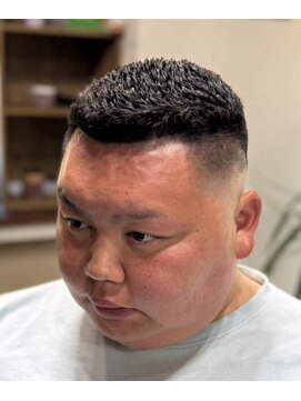 ピシャッとニ代目銀二郎 パンチパーマ