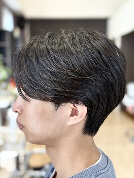 イースト(YEAST) メンズヘア/センターパート/メンズカット/豊田市
