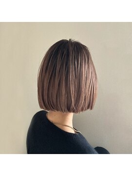 グースカ(guusca) 切りっぱなしボブ