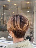 ショートボブ