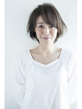 パフューム バイ アフロート 松戸八柱(Perfume by afloat) ☆フォルムの綺麗な大人ショートヘア☆