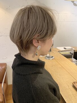 スタジオ ノル(studio noll) 【新宿 佐田】マッシュショート×ハイトーングレージュ