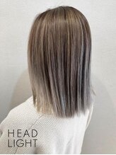 ソーエン バイ ヘッドライト 熊本店(soen by HEADLIGHT) 切りっぱなしボブ×外国人風バレイヤージュホワイトグレージュ