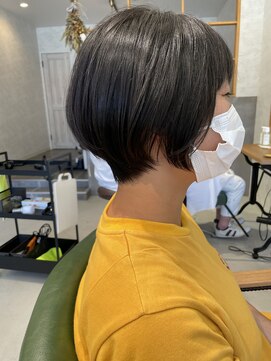 リト(re:to*) [re:to*能見台]らくらくお手入れ☆安定のショートボブ♪