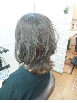 ライムヘアービューティフィー(Lime hair beautify) 透け感満点ミディ【大人セミディスタイル　30代、40代、50代】