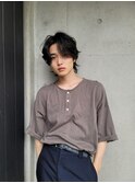 スーツ短髪ツーブロック束感モテる黒髪シークレットパーマ流行