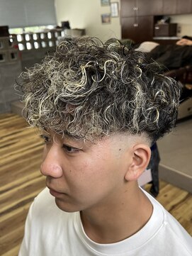 スウェル 津田沼店(Swell) スペインカール[津田沼駅/Men's/メンズカット/パーマ]