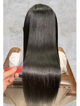 ロアナ 六本木(LOANA ROPPONGI) miiトリートメントプロ