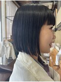 ぱつんボブ