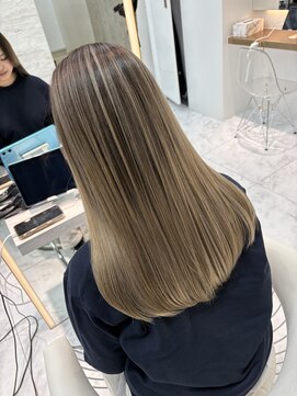 ロンドルピナス 小倉(Lond Lupinus) ブルーブラック/縮毛矯正/美髪のススメ/外ハネボブ/髪質改善