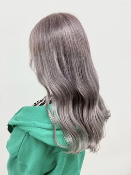 ミルヘアデザイン(mil hair design) ミルクティーベージュカラー　ケアブリーチカラー　ミディアム