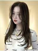 レイヤーカットミルクブラウンロングレイヤーハッシュカット