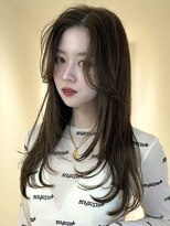 アイトーキョーエス 渋谷(AI TOKYO S)&nbsp;レイヤーカットミルクブラウンロングレイヤーハッシュカット